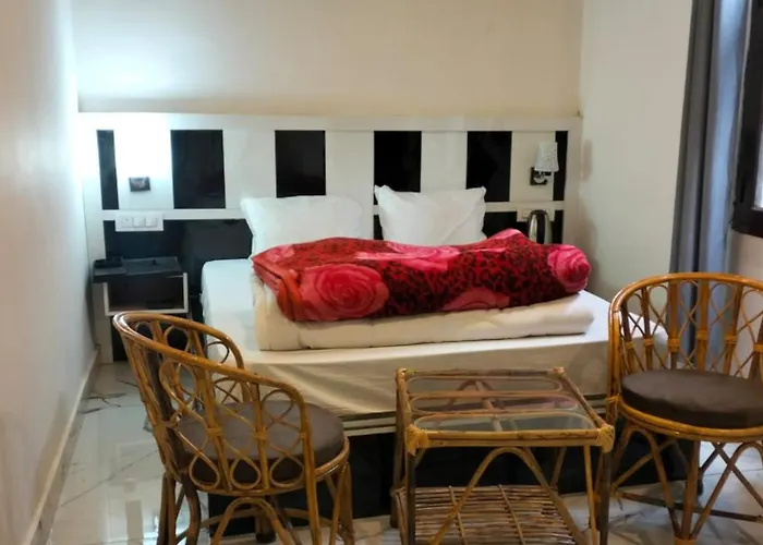 Hotel Asha Palace By Kalash, Badrianth Badrinath