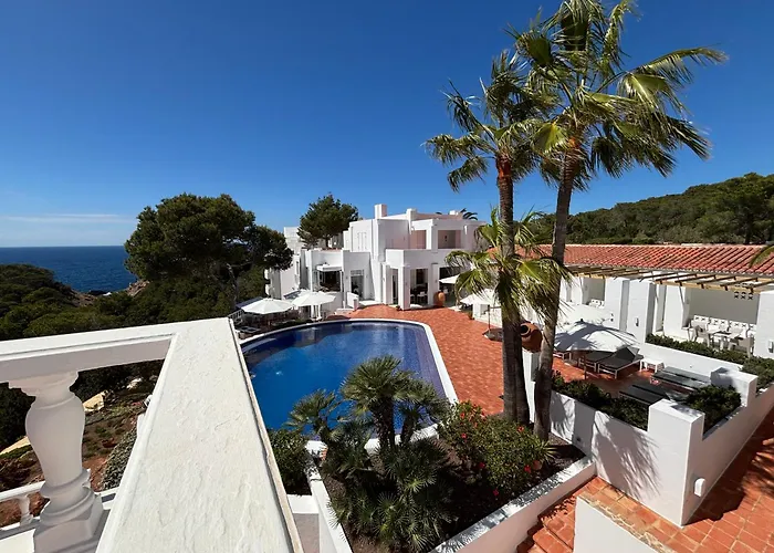 Hotel Village Cala Vadella 