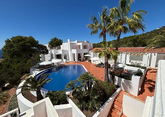 Hotel Village Cala Vadella 
