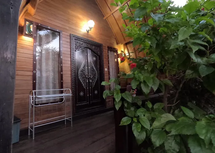 Banana Leaf Bungalow Gili Trawangan