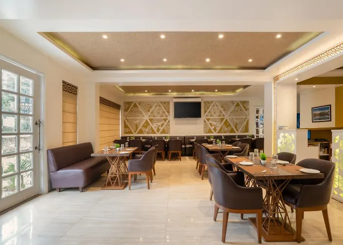 Clarks Inn Bhowali, Nainital
