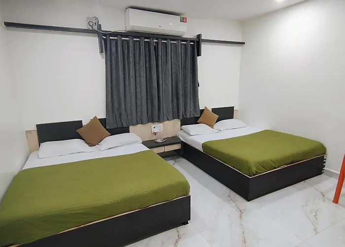 Blueberry Budget Hotel Shirdi