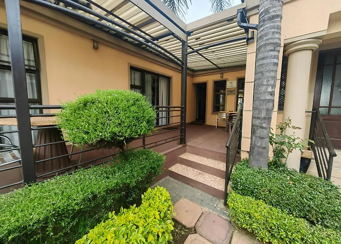 Leondale Guest House Germiston