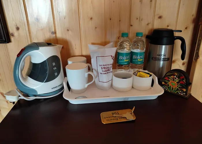 Almus Resorts Srinagar 