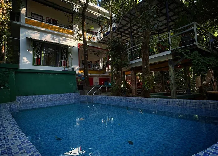 Edriz Artistic Home Meppadi