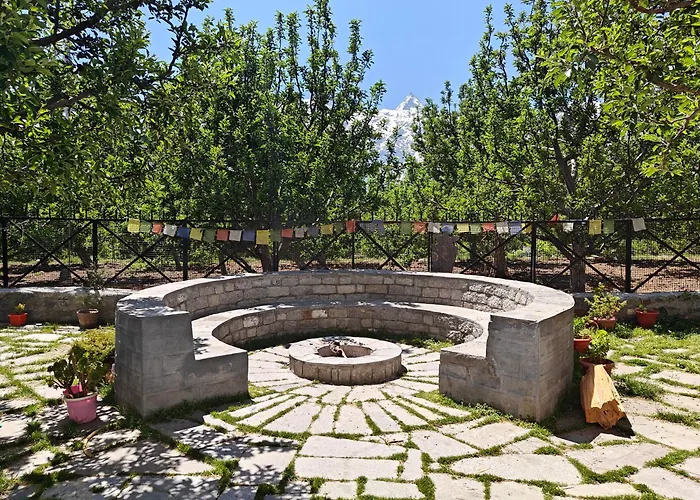 Hotel Kalpa Retreat