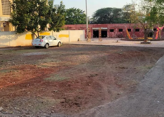 Shree Vitthal Bhakt Nivas, Pandharpur Hotel