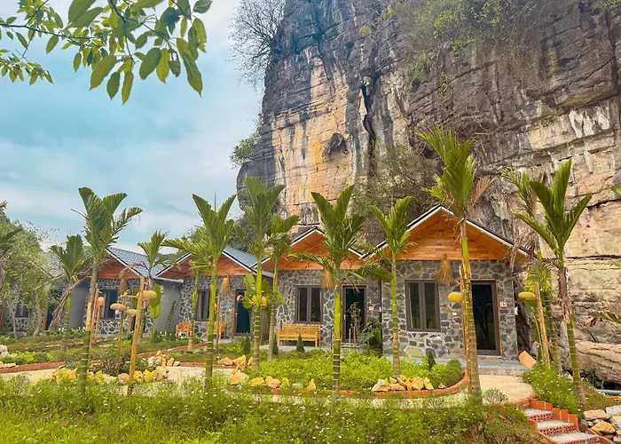 Ninh Binh Mountainside Bungalow