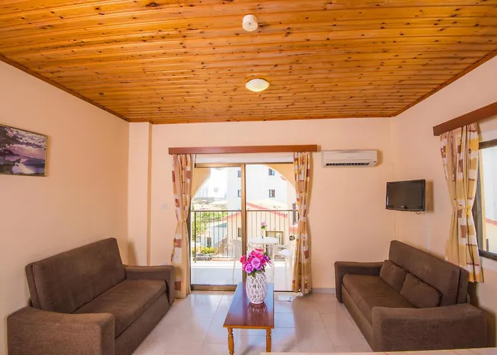 Windmills Hotel Apartments Protaras