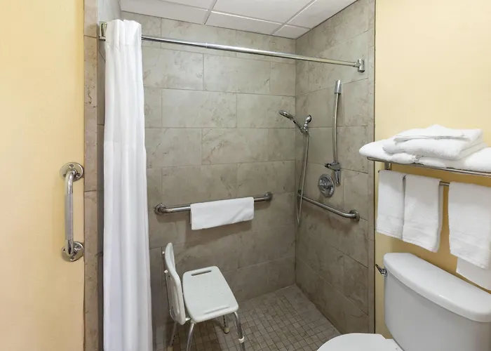 Super 8 By Wyndham Temple S General Bruce Hotel