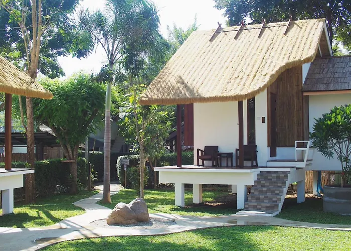 Pai Country Hut Hotel