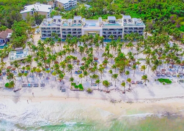 Family Selection At Grand Palladium Kantenah Resort & Spa Akumal