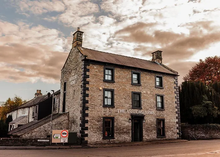 The Ashford Arms Hotel