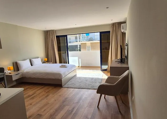 Figleaf Kypseli Hotel Athene