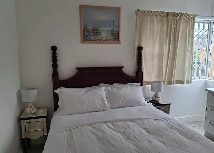 Martha'S Guesthouse Port Elizabeth