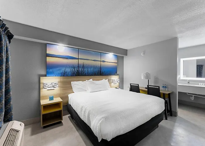 Days Inn By Wyndham San Antonio Near Lackland Afb