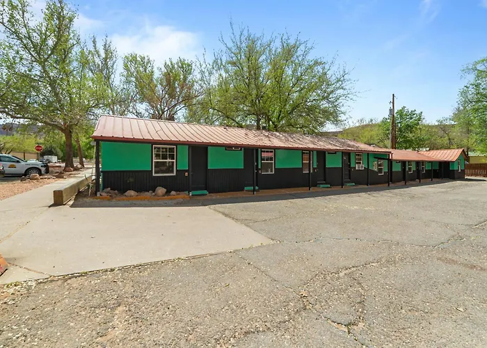 Atomic Short-Term Rentals Moab