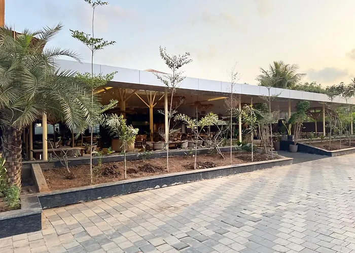 Hotel Prince Garden Daman