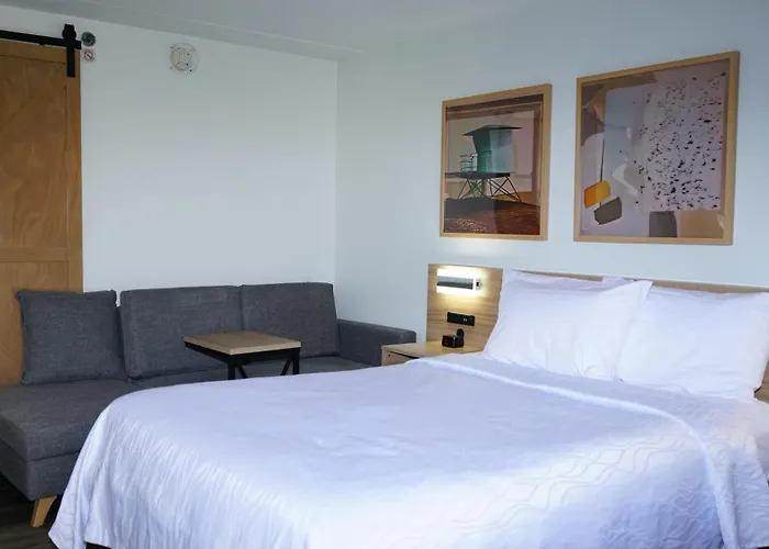 Waterfront Inn Phl Airport Essington