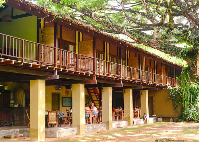 Dunes Unawatuna Hotel