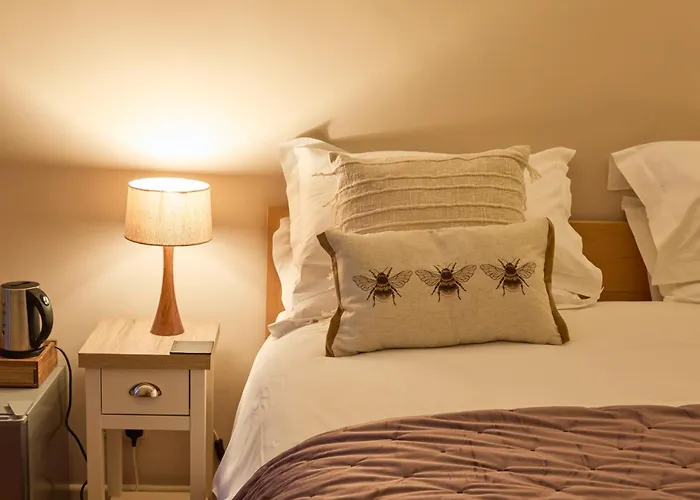 Hunters Lodge Inn Totnes