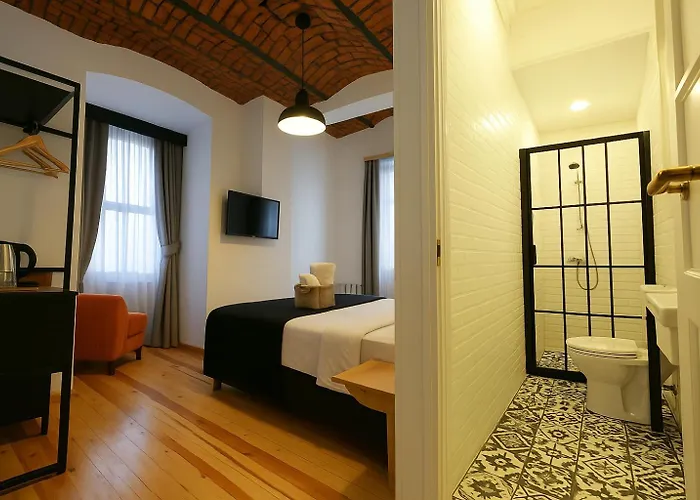 Taksim Istiklal Street Kamilbey Hotel Istanbul