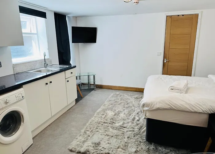 Hotel 24-7 Express Newport 