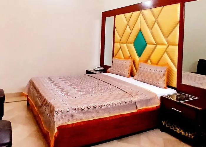 Subhan Palace Guest House Karachi
