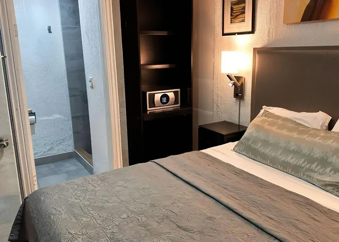 Hotel TJ Plaza Tijuana