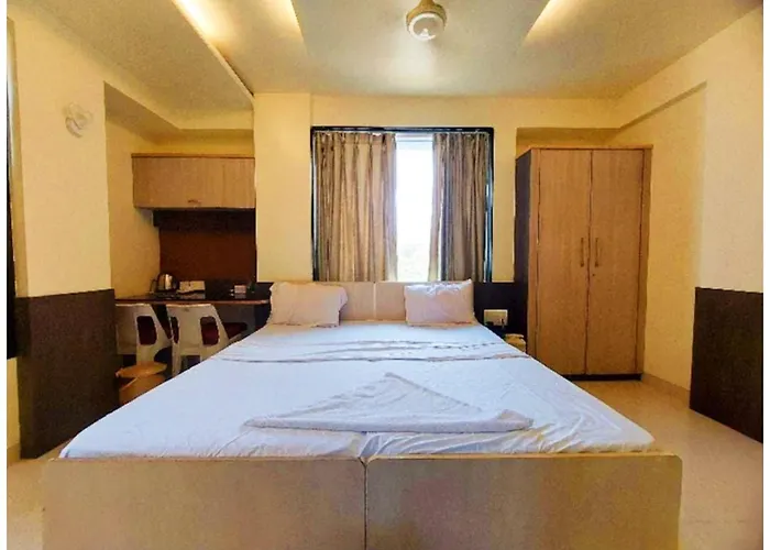 Hotel Subhalaxmi # Mandap - Fully Air Conditioning And Wifi - Near Bus Stand And Railway Station - A Luxuary Hotel In Bhadrak