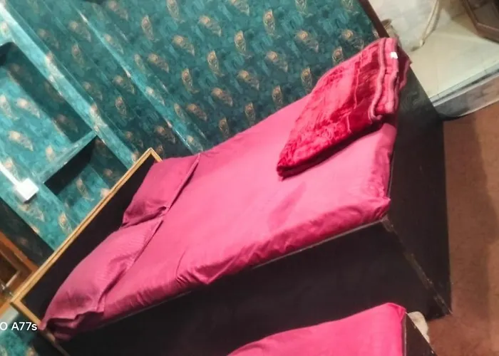 Sri Kashi Kaal Bhairav Guest House Varanasi