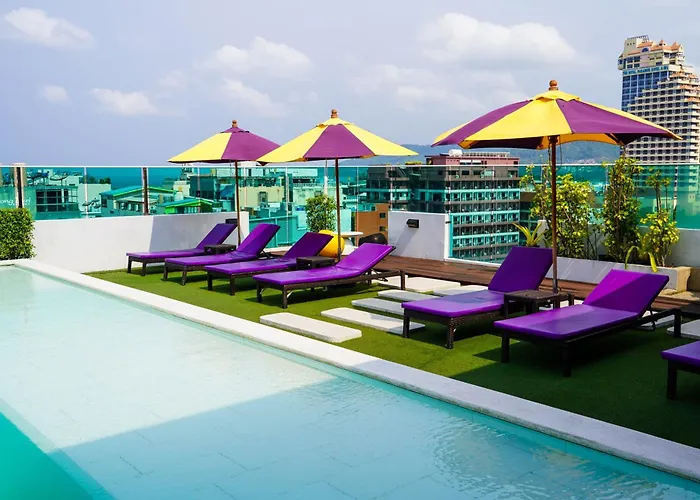 เดอะ เอม ป่าตอง โฮเทล Hotel Patong