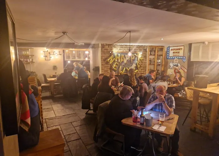 Pepper Street Rooms Whitchurch 