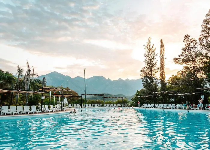 Bahia Escondida Hotel Santiago 