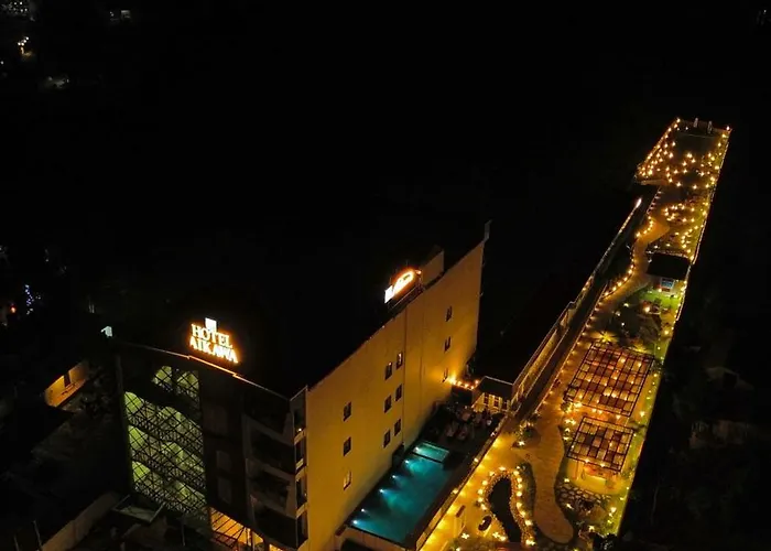 Hotel Aikawa Sauraha