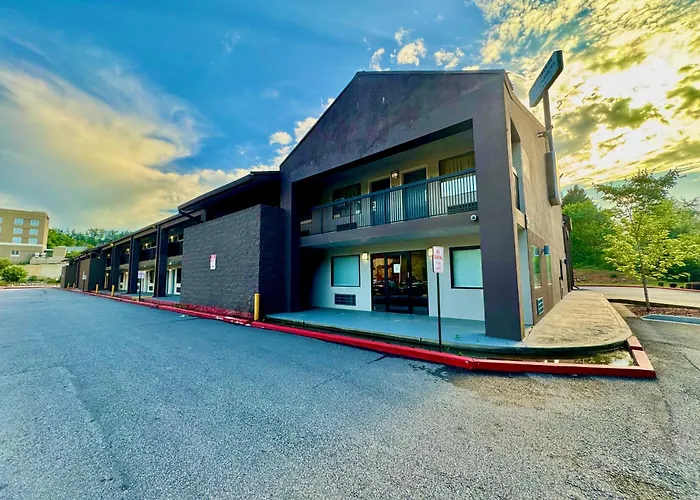 Premier Extended Stay Kennesaw