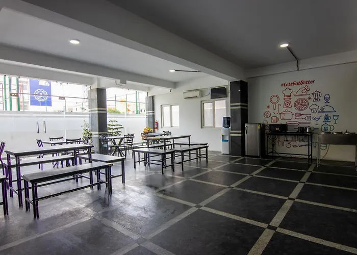 Housr 84 Kondapur Hyderabad Near Botanical Garden Hotel