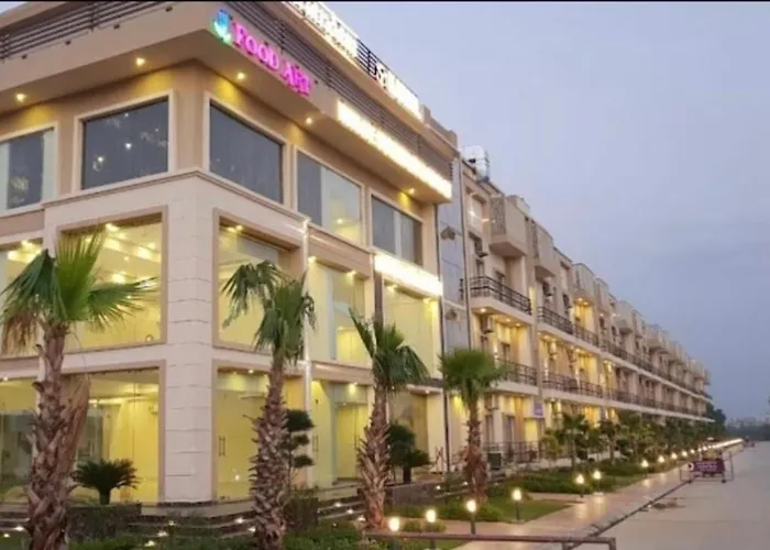 Anandan Citrine Hotel Vrindavan