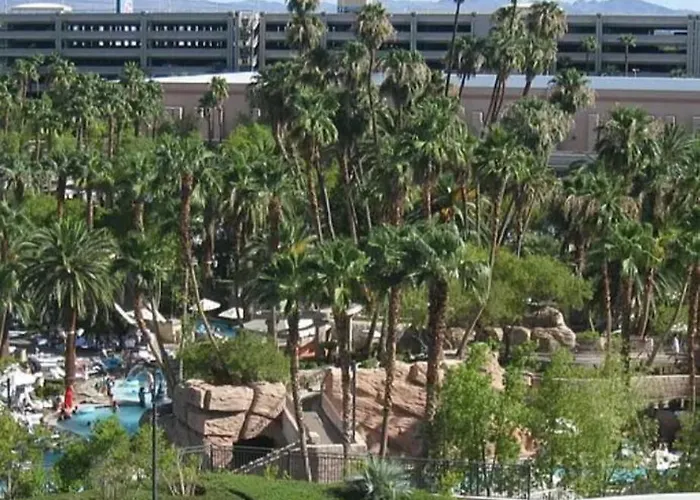 The Signature At Mgm Grand Las Vegas