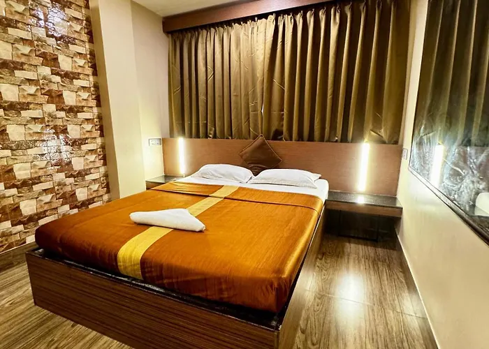 Silver Line Hotel - Kolkata Nr Netaji Subhash Chandra Bose International Airport With Airport Drop