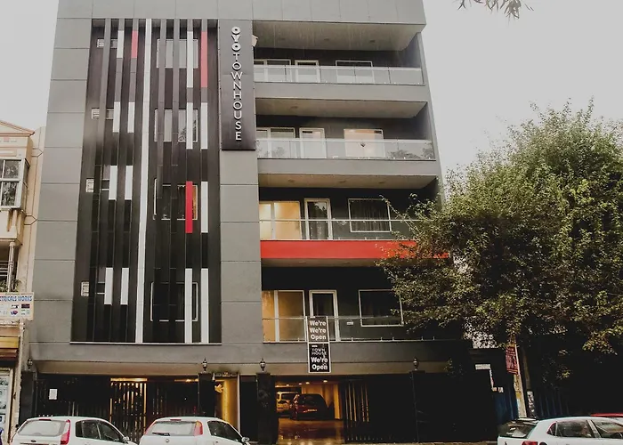 Super Townhouse Dilshad Garden Near Dilshad Garden Metro Station Hotel New Delhi