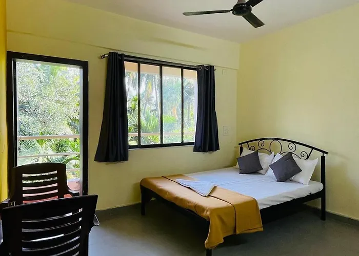 La Seagull Beach Resort And Home Stay Diveagar