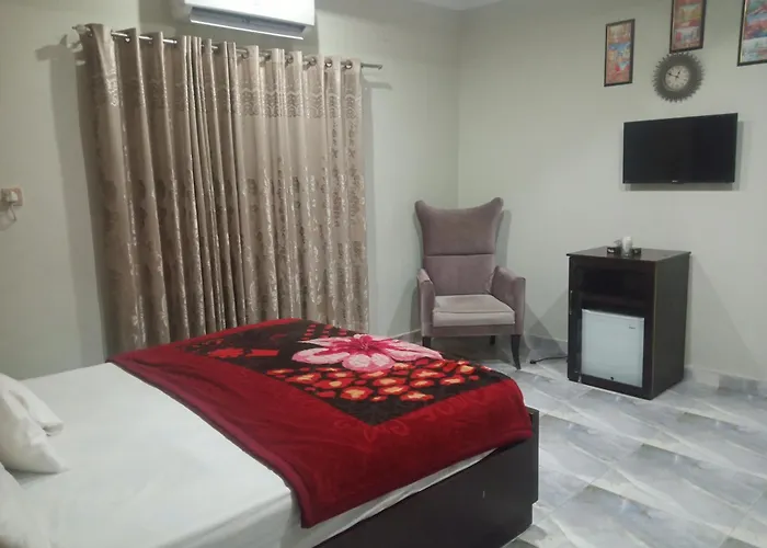 Hotel A S R Lounge Multan