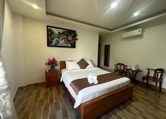 Holiday Hotel Phú Quốc