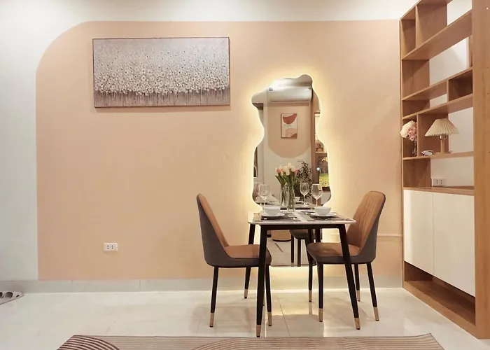 The Little Hanoi - Super Central Apartment