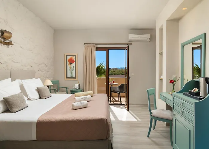 Mistral Hotel - For Solo Travelers Maleme 