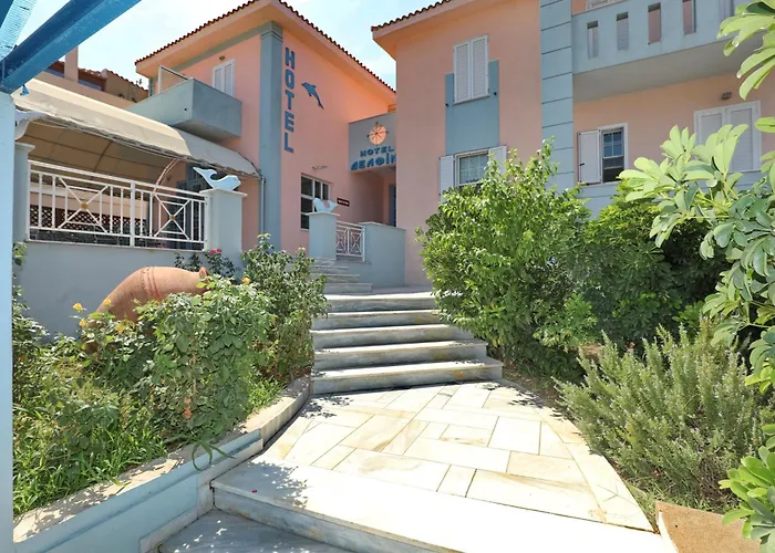 Dolphin Hotel Skopelos Town