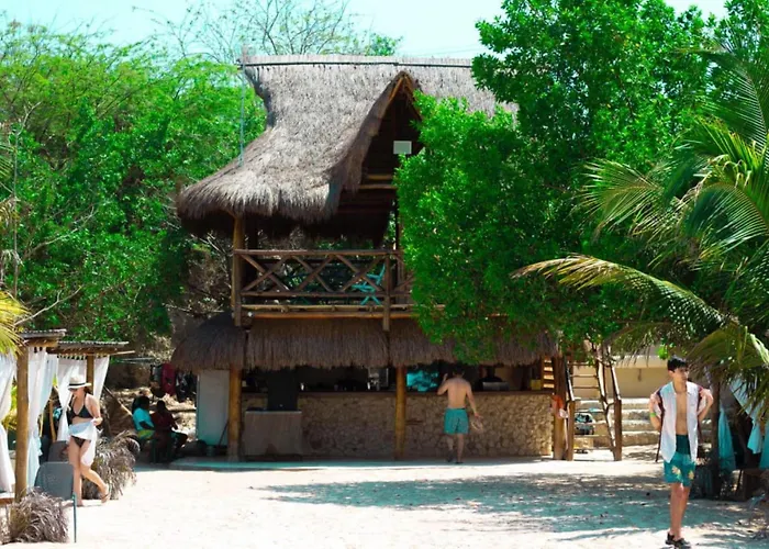 Amalife Beach Club & Hotel Tierra Bomba