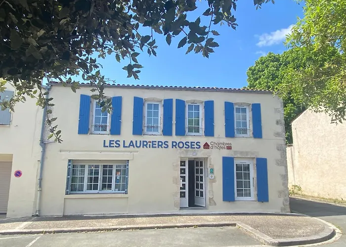 Hotel Logis des Lauriers Roses à Marennes 