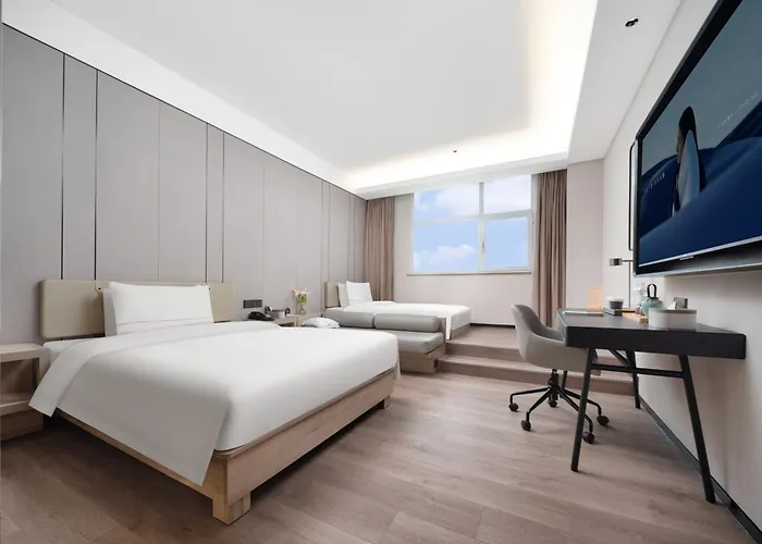Atour Hotel Xian Greater Wild Goose Pagoda